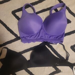 2 32C Victoria Secret bras